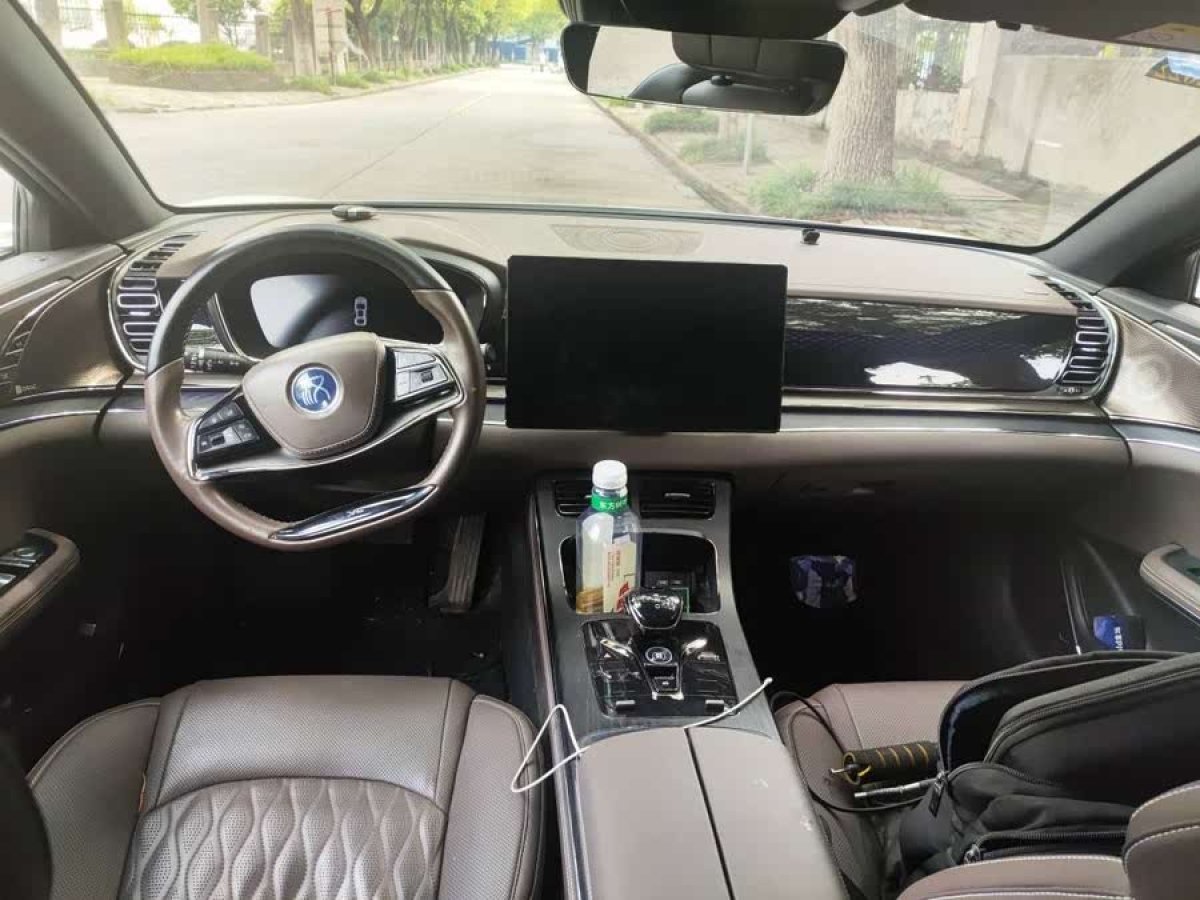 比亞迪 漢  2020款 EV 超長續(xù)航版尊貴型圖片