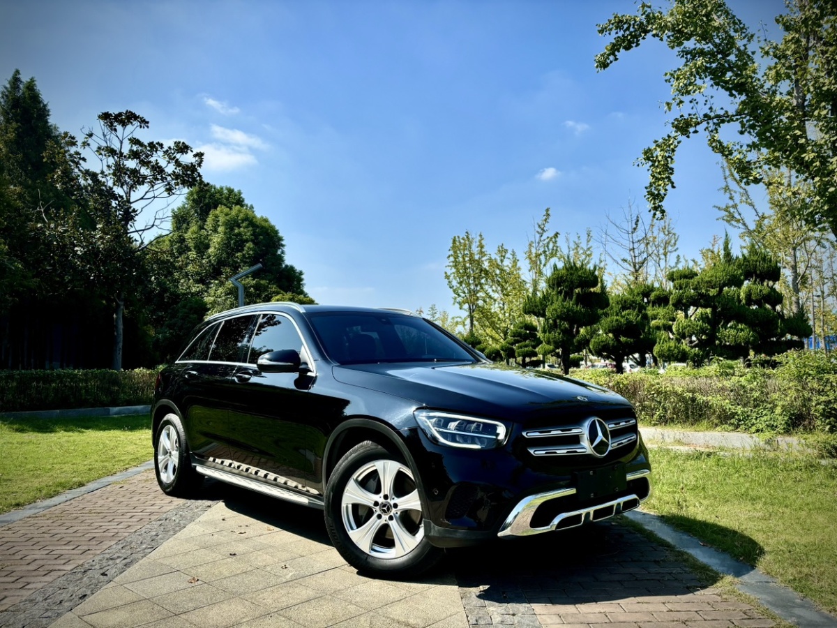 奔馳 奔馳GLC  2023款 GLC 260 L 4MATIC 動(dòng)感型 7座圖片