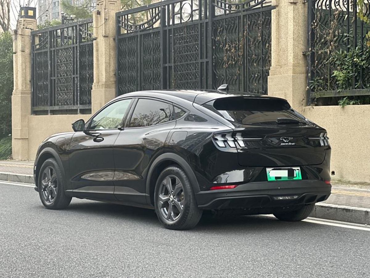 福特 Mustang Mach-E  2021款 標準續(xù)航后驅(qū)版圖片