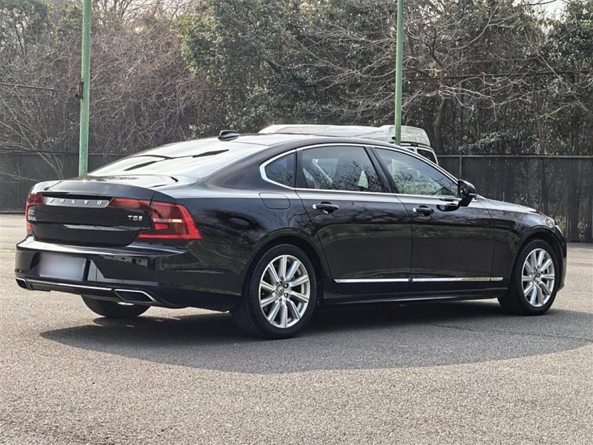 沃爾沃 S90  2020款 改款 T5 智遠(yuǎn)豪華版圖片