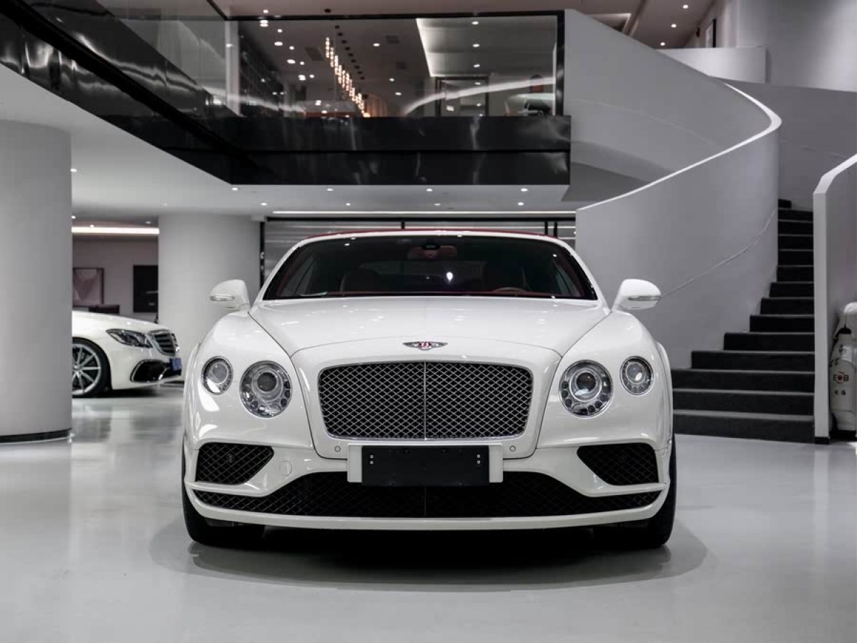賓利 歐陸  2017款 4.0T GT V8 敞篷版圖片