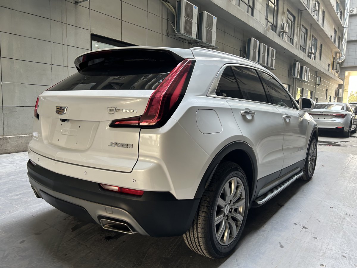 凱迪拉克 XT4  2018款 28T 兩驅(qū)領(lǐng)先型圖片