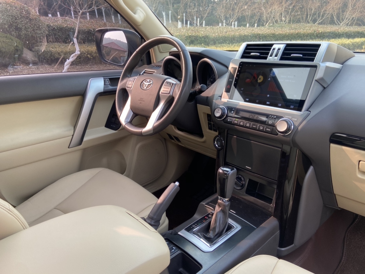 2015年7月丰田 普拉多  2014款 4.0L 自动TX-L