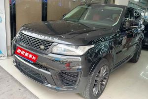 攬勝運(yùn)動版 路虎 5.0 V8 SVR