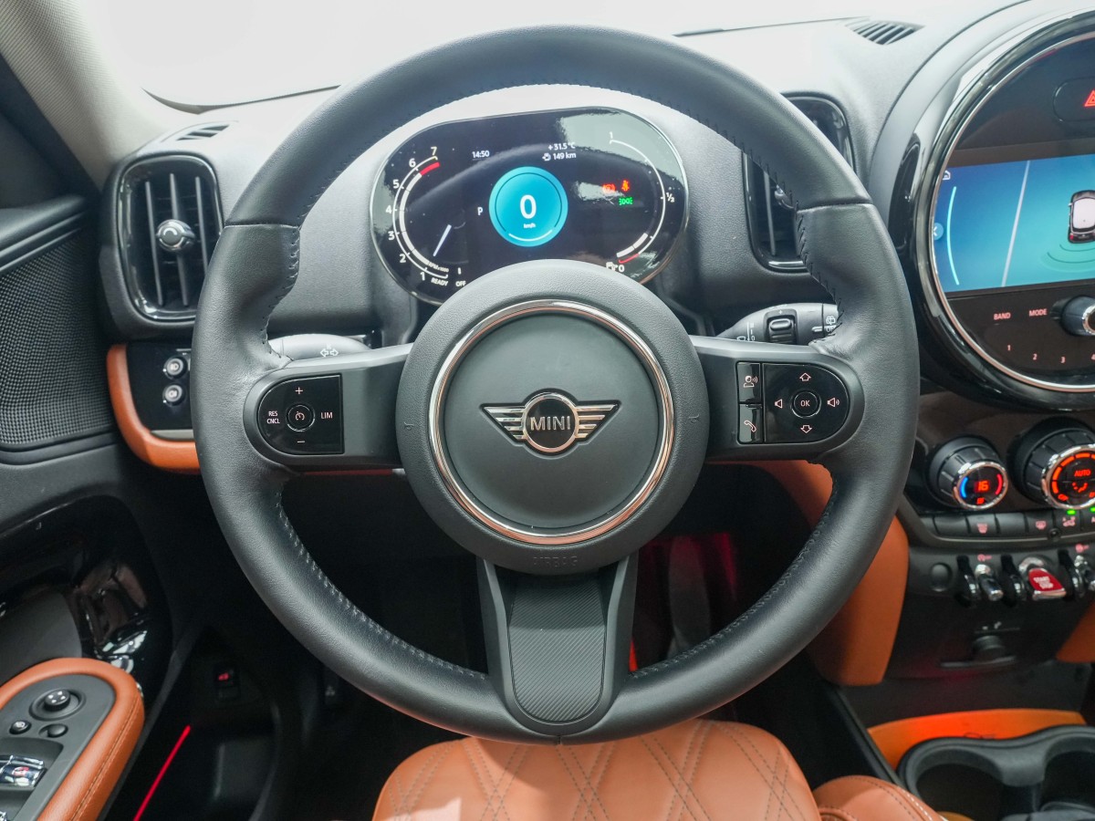 2021年9月MINI COUNTRYMAN  2022款 改款 1.5T COOPER 鑒賞家