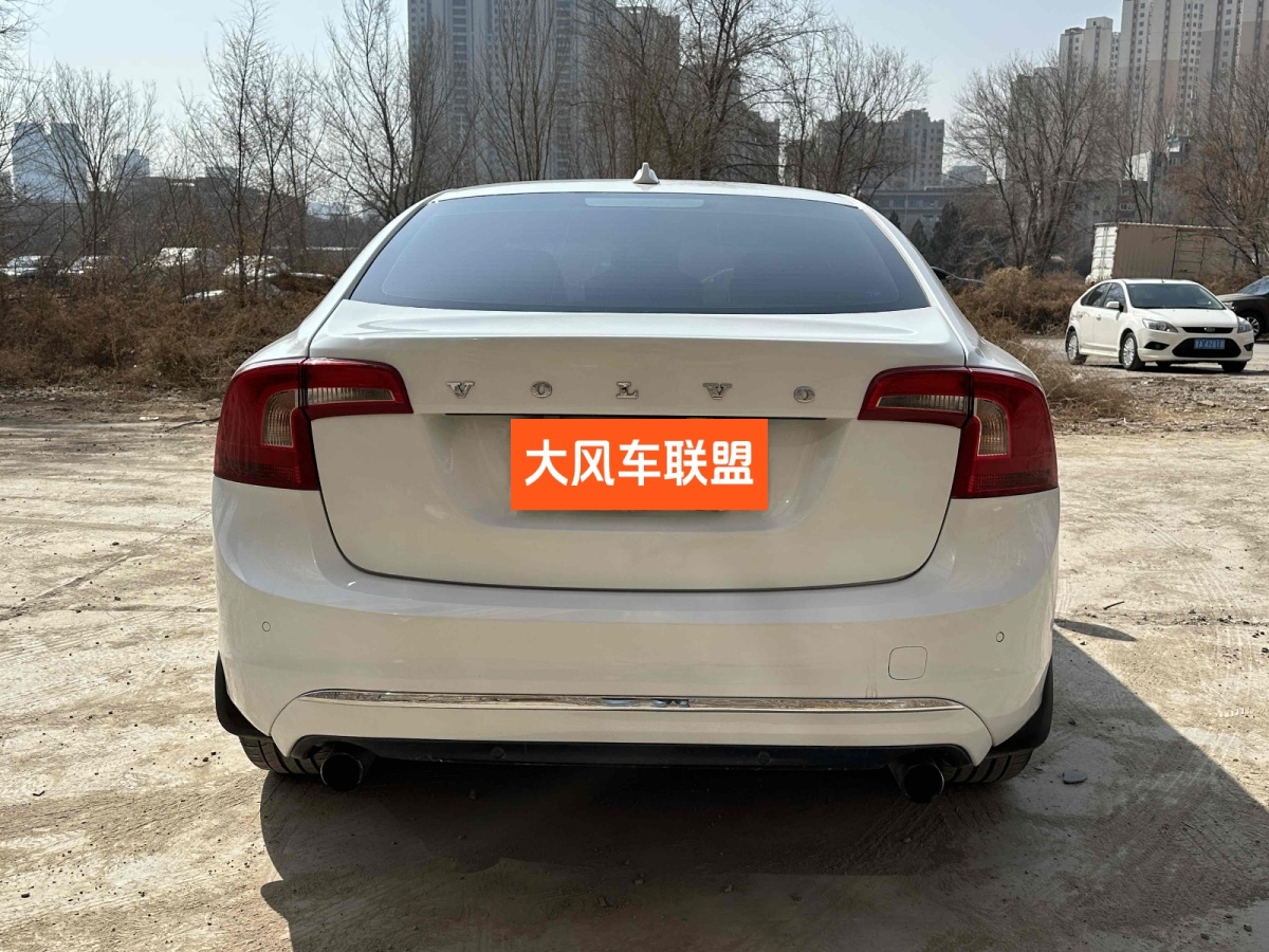 沃爾沃 S60L  2016款 T4 智遠(yuǎn)版圖片