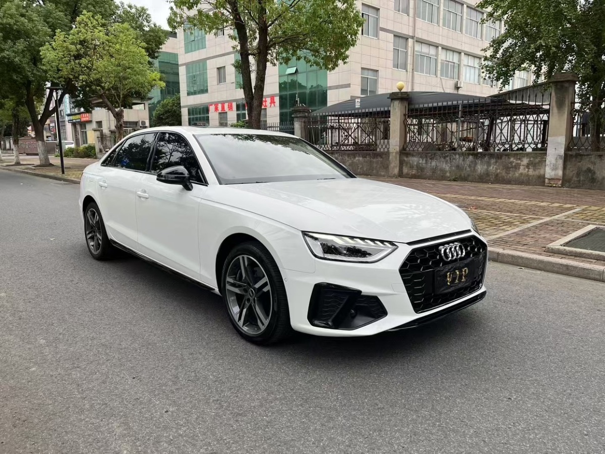 2023年03月奧迪 奧迪A4L  2022款 40 TFSI 豪華動感型