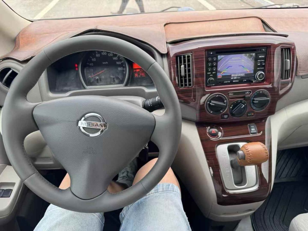 日產(chǎn) NV200  2016款 1.6L CVT尊享型圖片