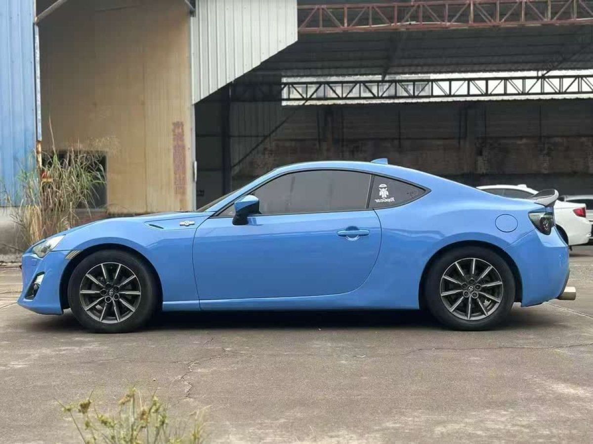 豐田 86  2013款 2.0L 自動(dòng)豪華型圖片
