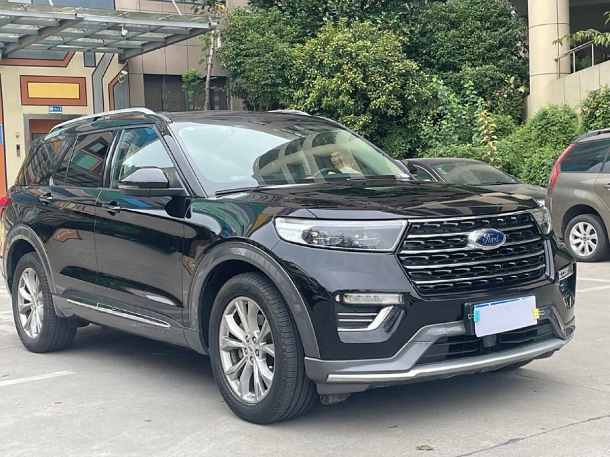 福特 探險(xiǎn)者  2020款 EcoBoost 285 四驅(qū)風(fēng)尚版 6座圖片