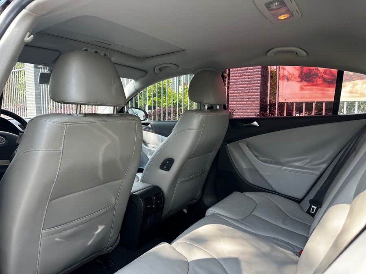 大眾 邁騰  2011款 1.8TSI DSG豪華型圖片