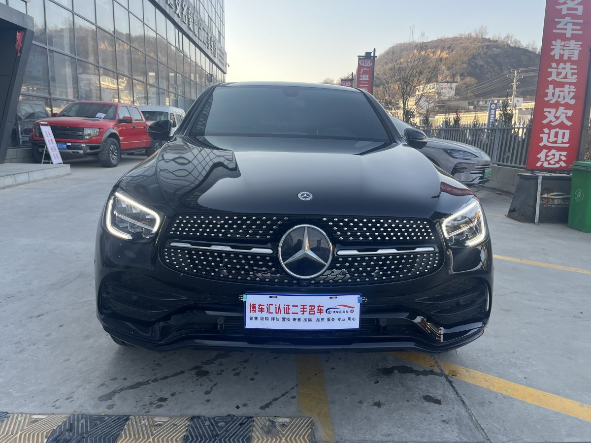 奔馳 奔馳GLC  2022款 改款 GLC 260 4MATIC 轎跑SUV圖片