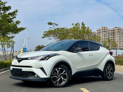 2019年7月 豐田 C-HR 2.0L 領(lǐng)先天窗版 國V圖片