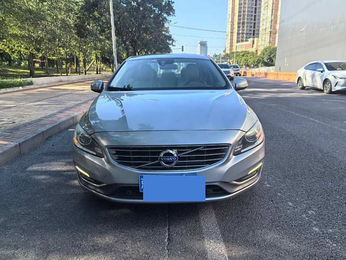 沃爾沃 S60  2014款 S60L 2.0T 智遠(yuǎn)版圖片