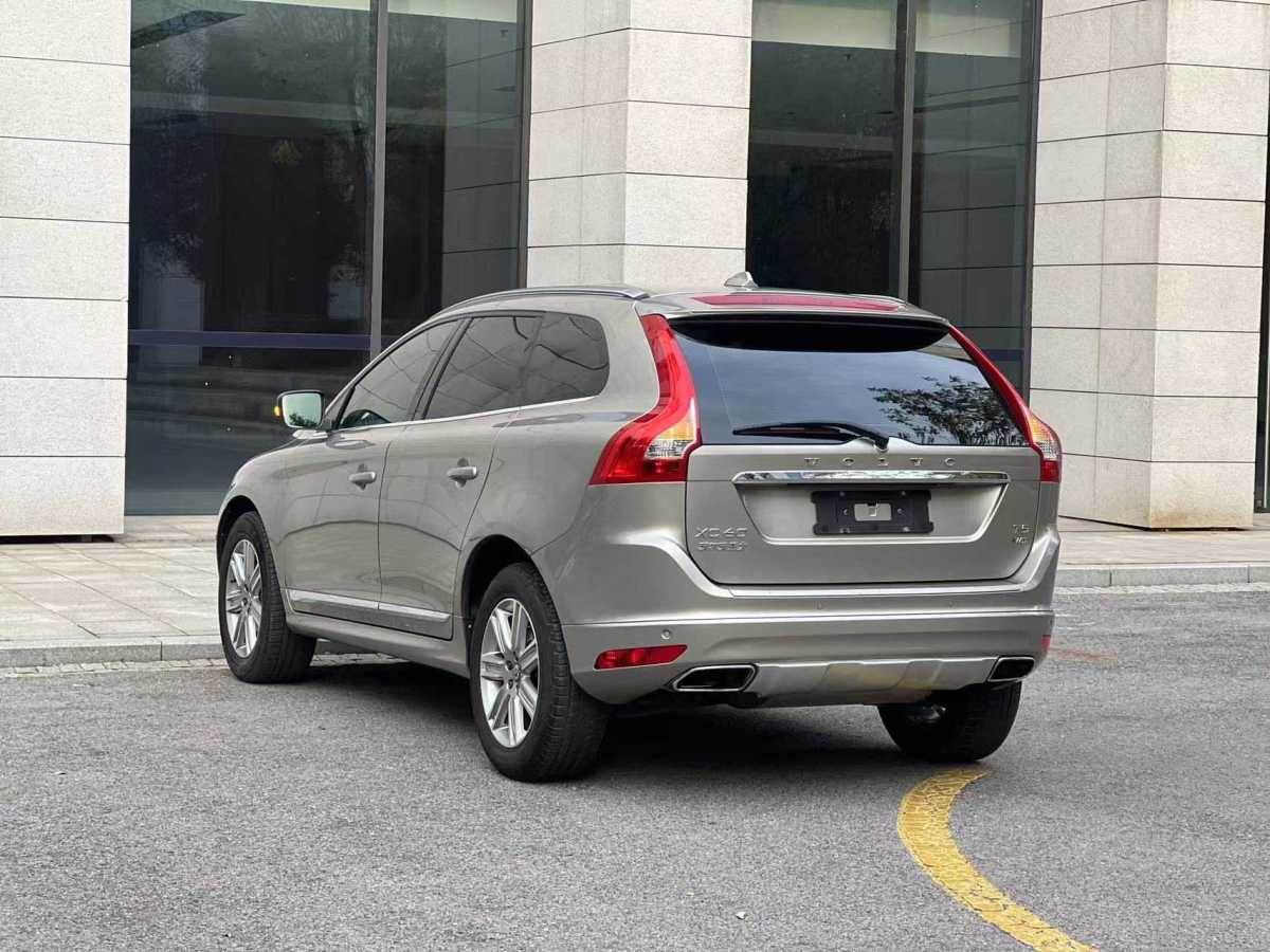 沃爾沃 XC60  2016款 T5 AWD 智遠(yuǎn)版圖片