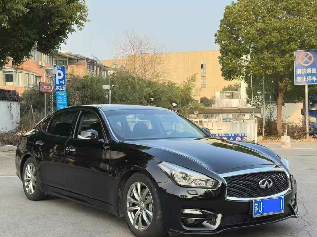 英菲尼迪 Q70  2017款 Q70L 2.5L 奢華版圖片