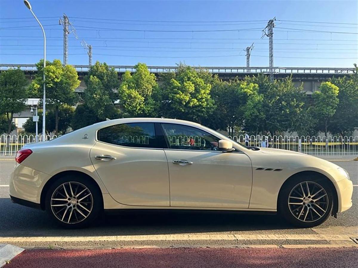 玛莎拉蒂 Ghibli  2014款 3.0T 标准版图片