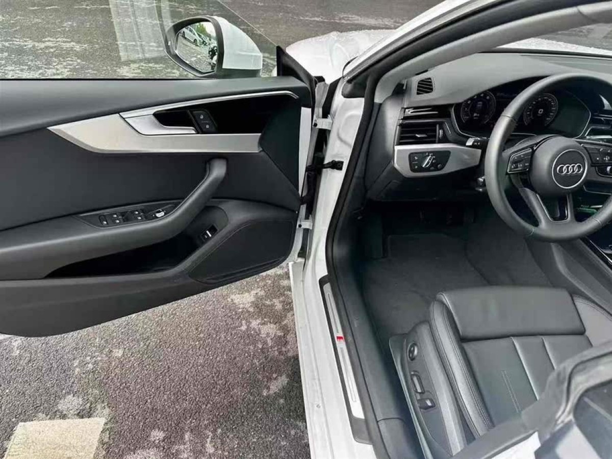 奧迪 奧迪A5  2024款 Sportback 40 TFSI 時尚動感型圖片