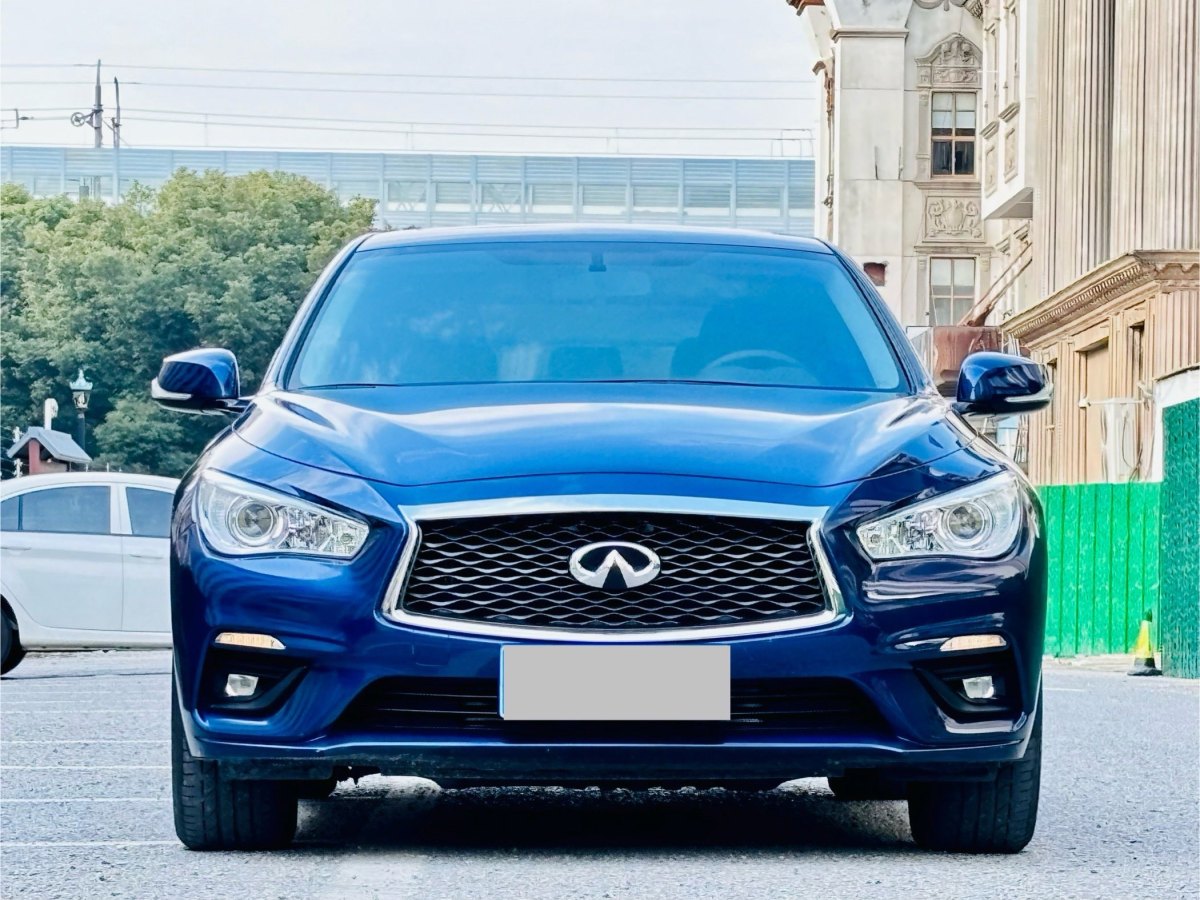 英菲尼迪 Q50L  2022款 2.0T 舒適版圖片