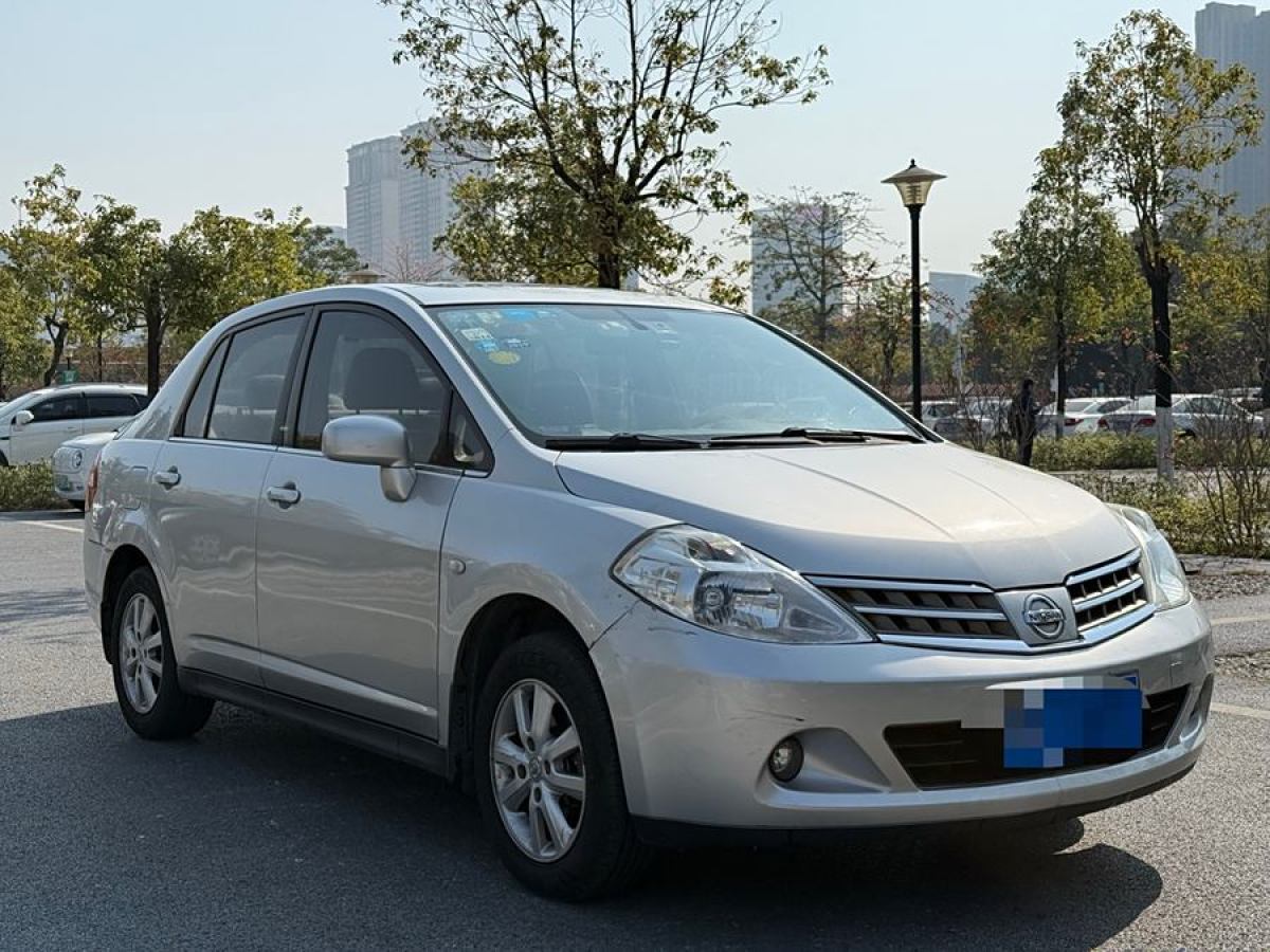 日產(chǎn) 頤達(dá)  2009款 1.6L 自動(dòng)科技版圖片