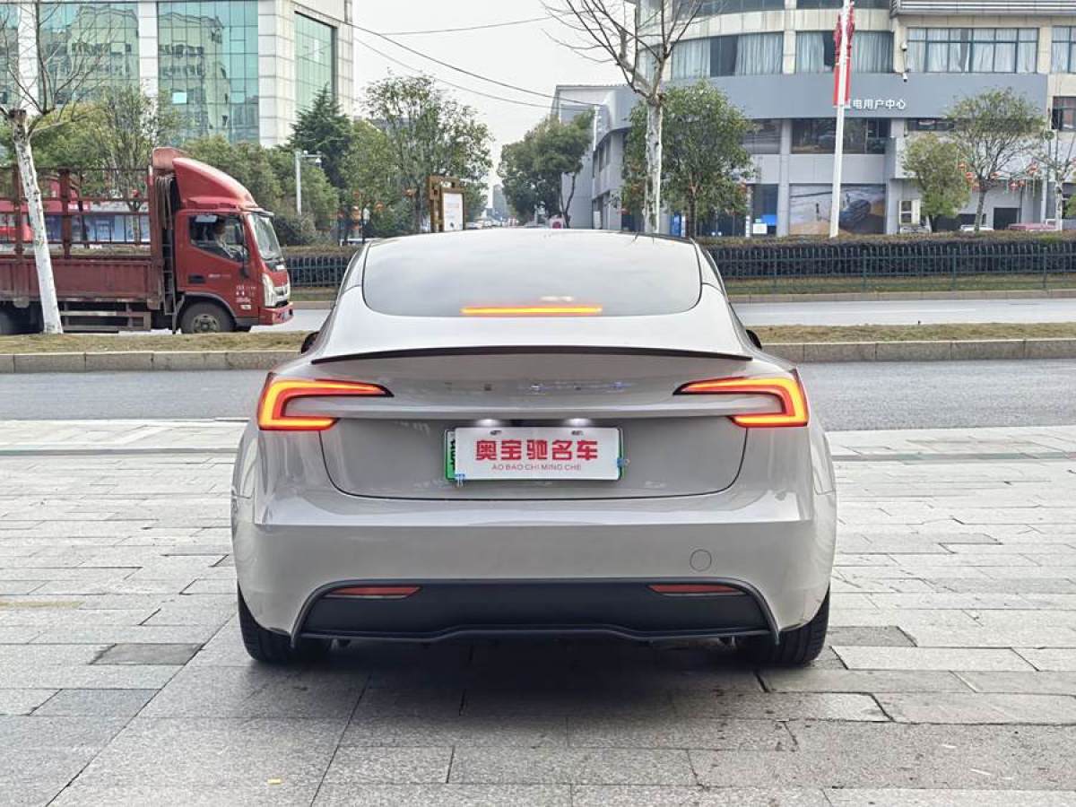 特斯拉 Model Y  2023款 后輪驅(qū)動(dòng)版圖片