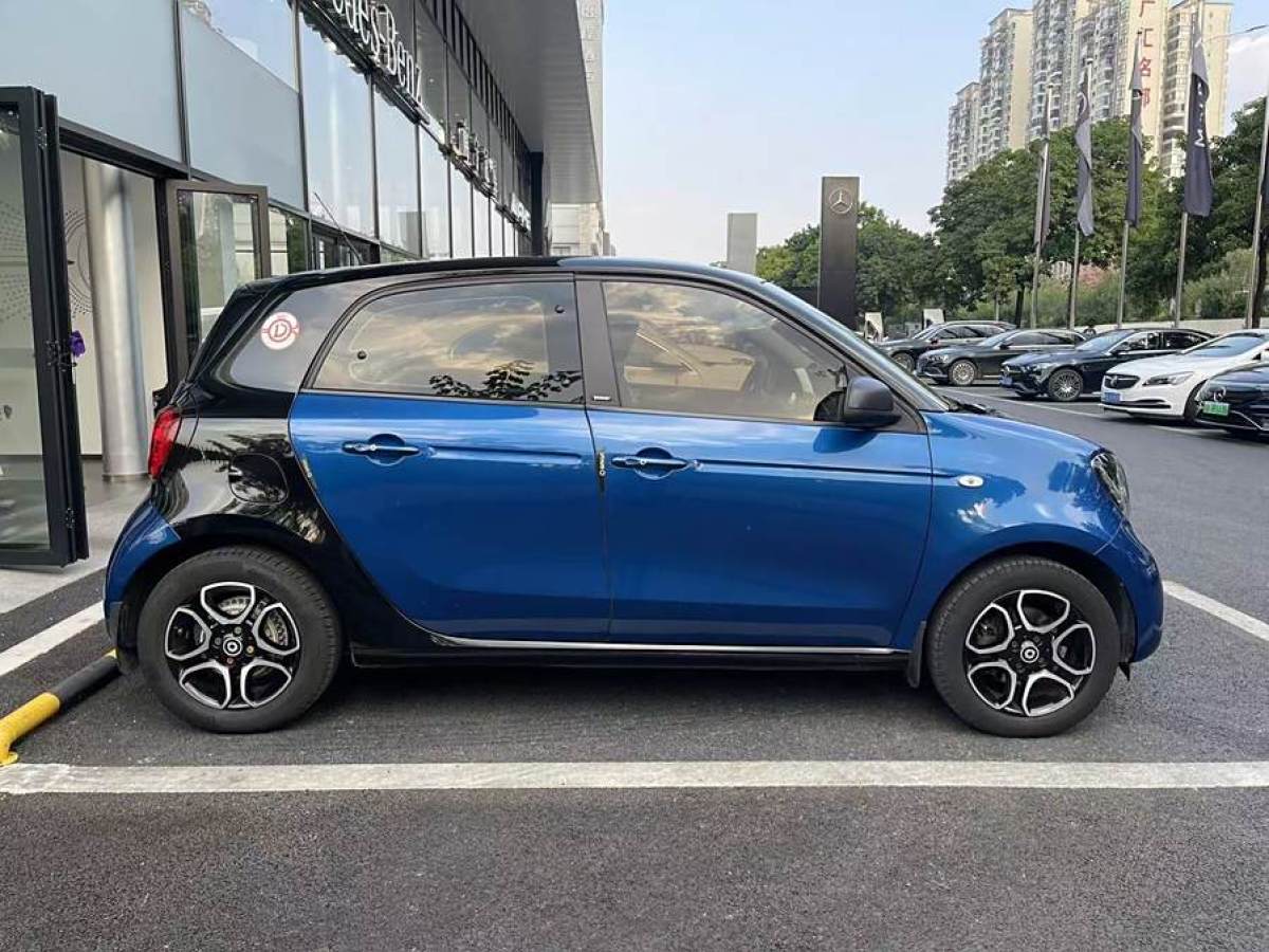 smart forfour  2018款 0.9T 66千瓦風尚型圖片