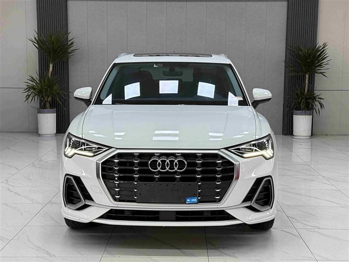 奧迪 奧迪Q3  2020款 35 TFSI 時(shí)尚動(dòng)感型圖片