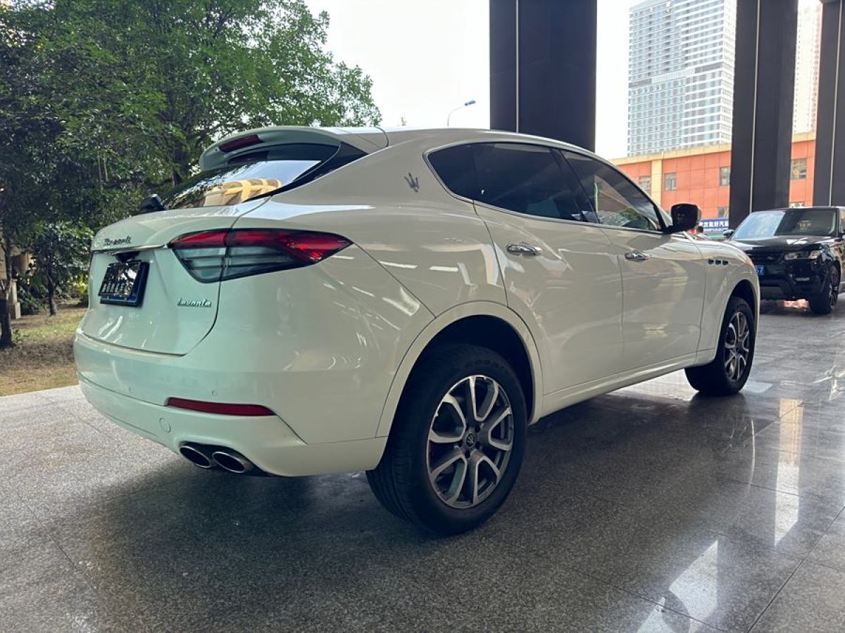 瑪莎拉蒂 Levante  2022款 2.0T GT鋒芒版圖片