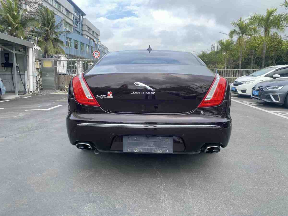 捷豹 XJ  2014款 XJL 2.0T 兩驅(qū)典雅商務(wù)版圖片