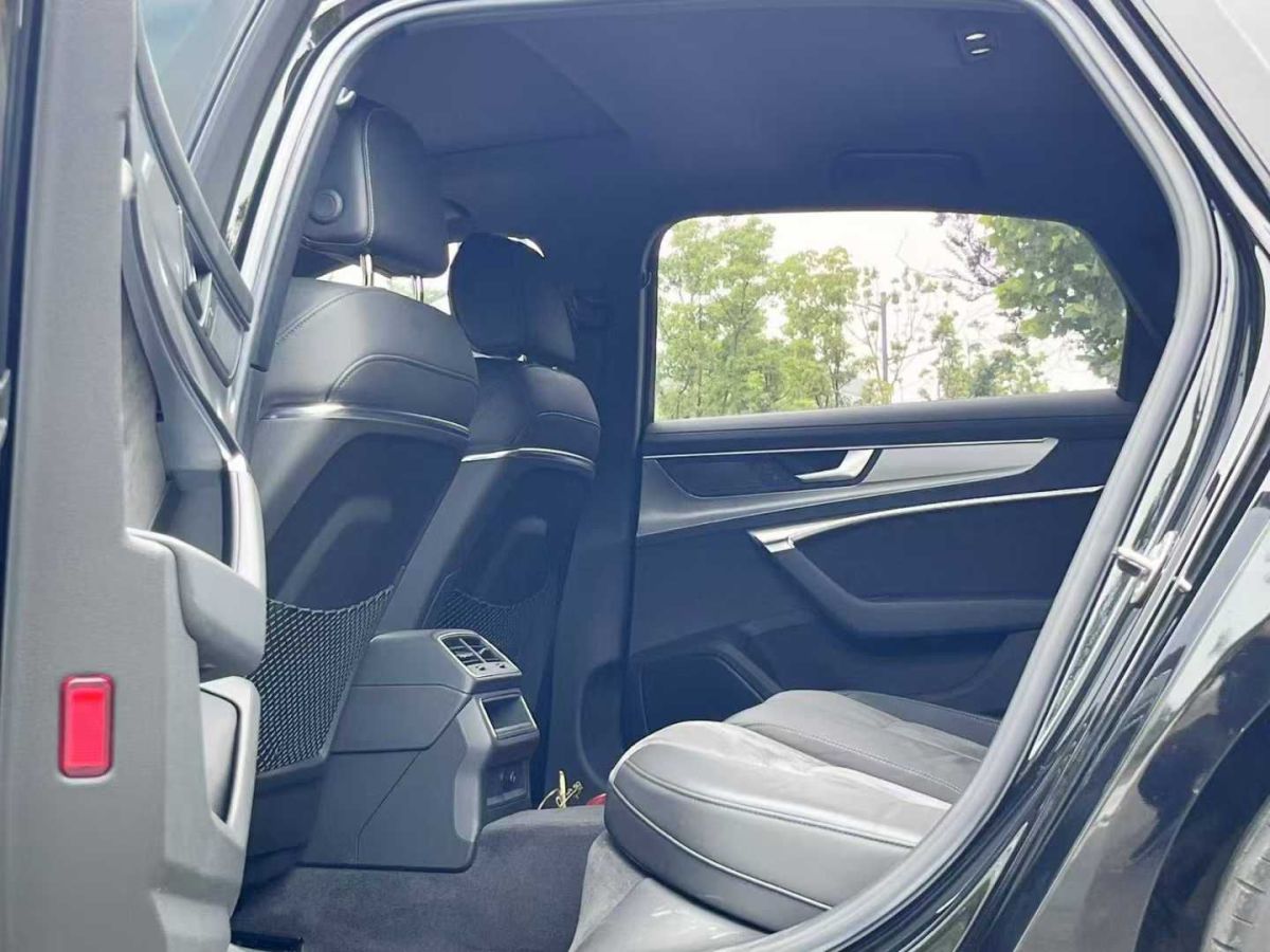 奧迪 奧迪A6L  2019款 40 TFSI 豪華動(dòng)感型圖片