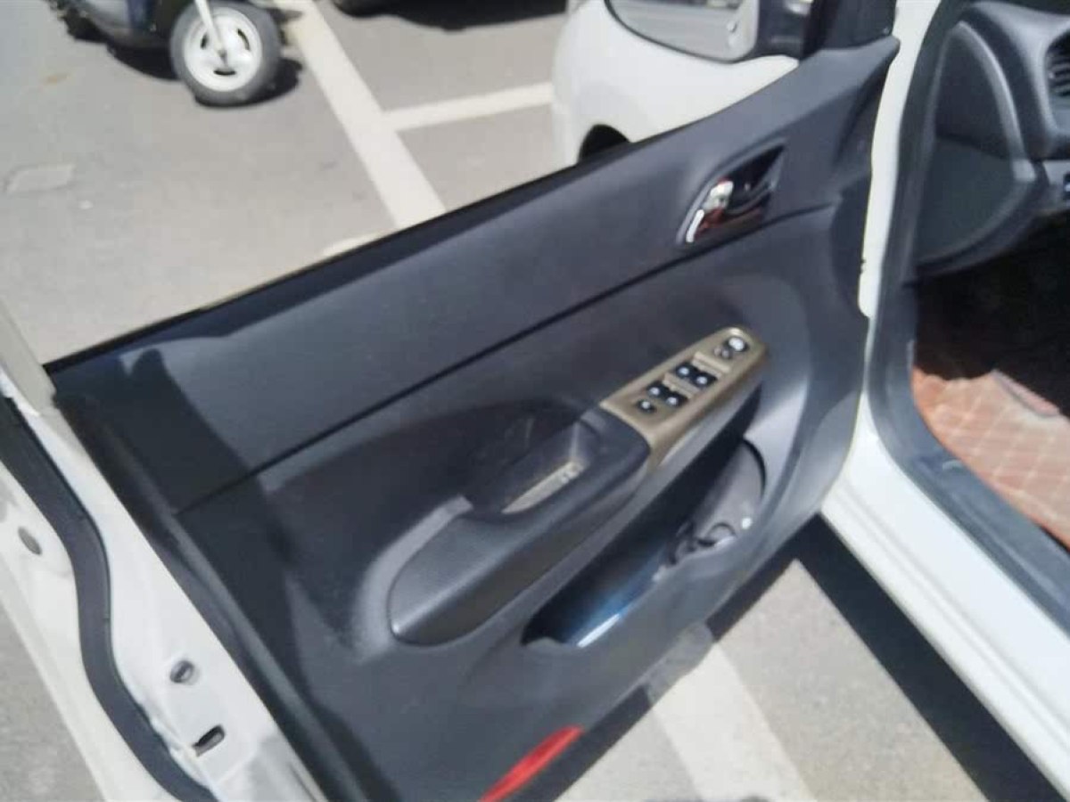 海馬 M3  2017款 1.5L 手動豪華型圖片