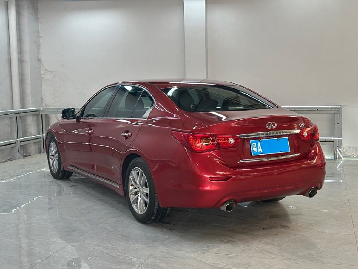 英菲尼迪 Q50L  2015款 2.0T 悅享版圖片