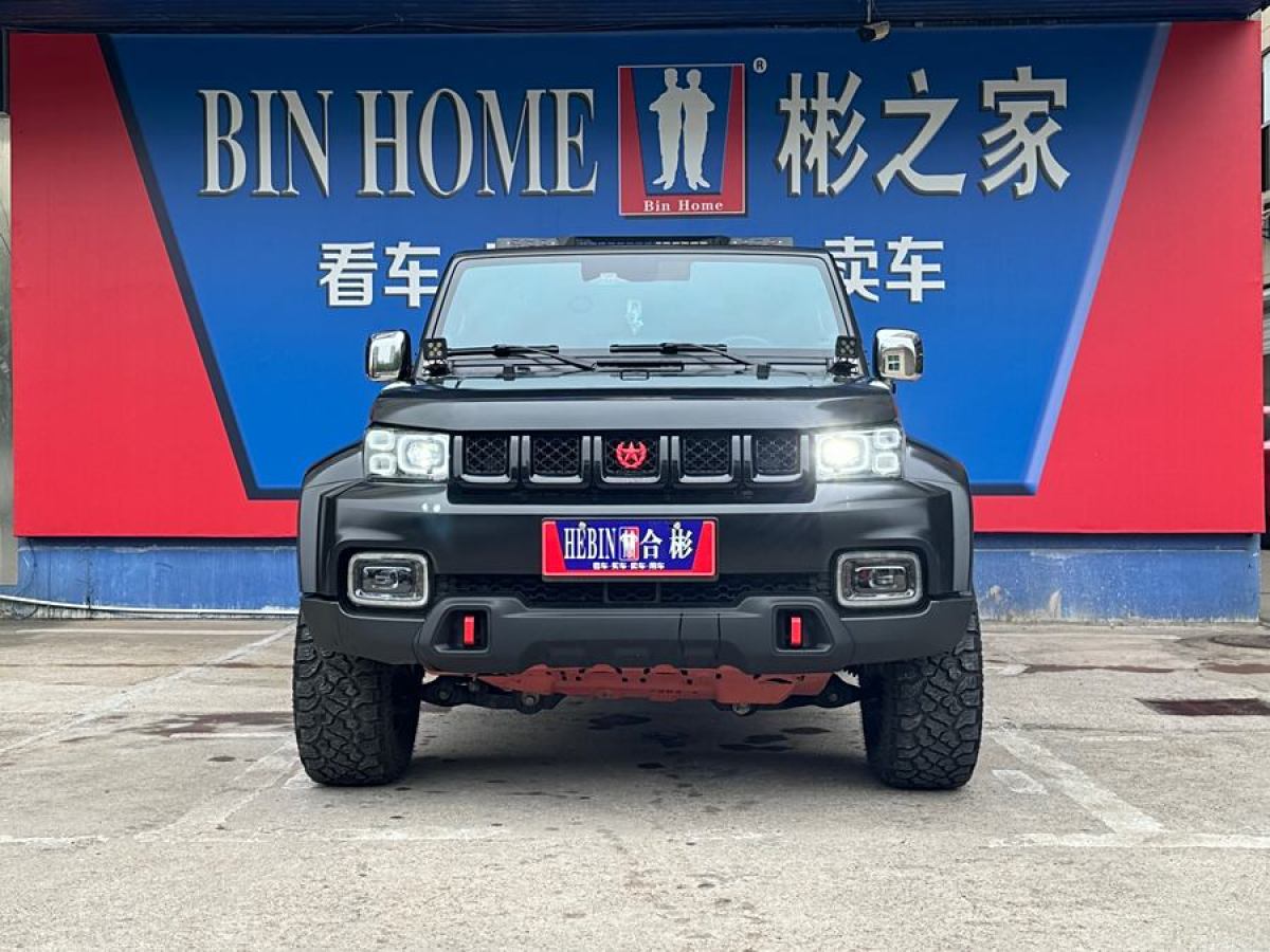 北京 BJ40  2021款 2.3T 自動(dòng)四驅(qū)刀鋒英雄版至尊型圖片