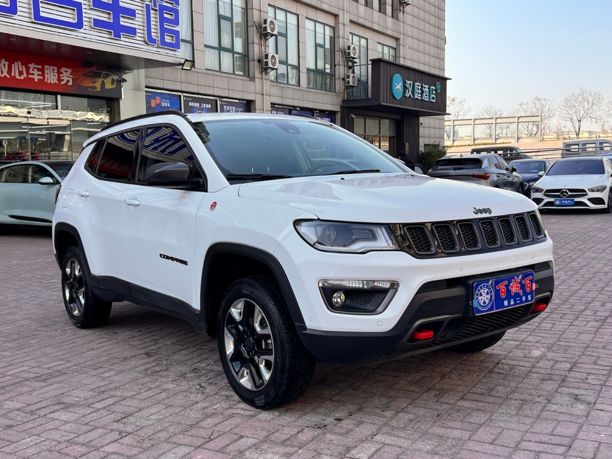 Jeep 指南者  2017款 200TS 自動(dòng)高性能四驅(qū)版圖片