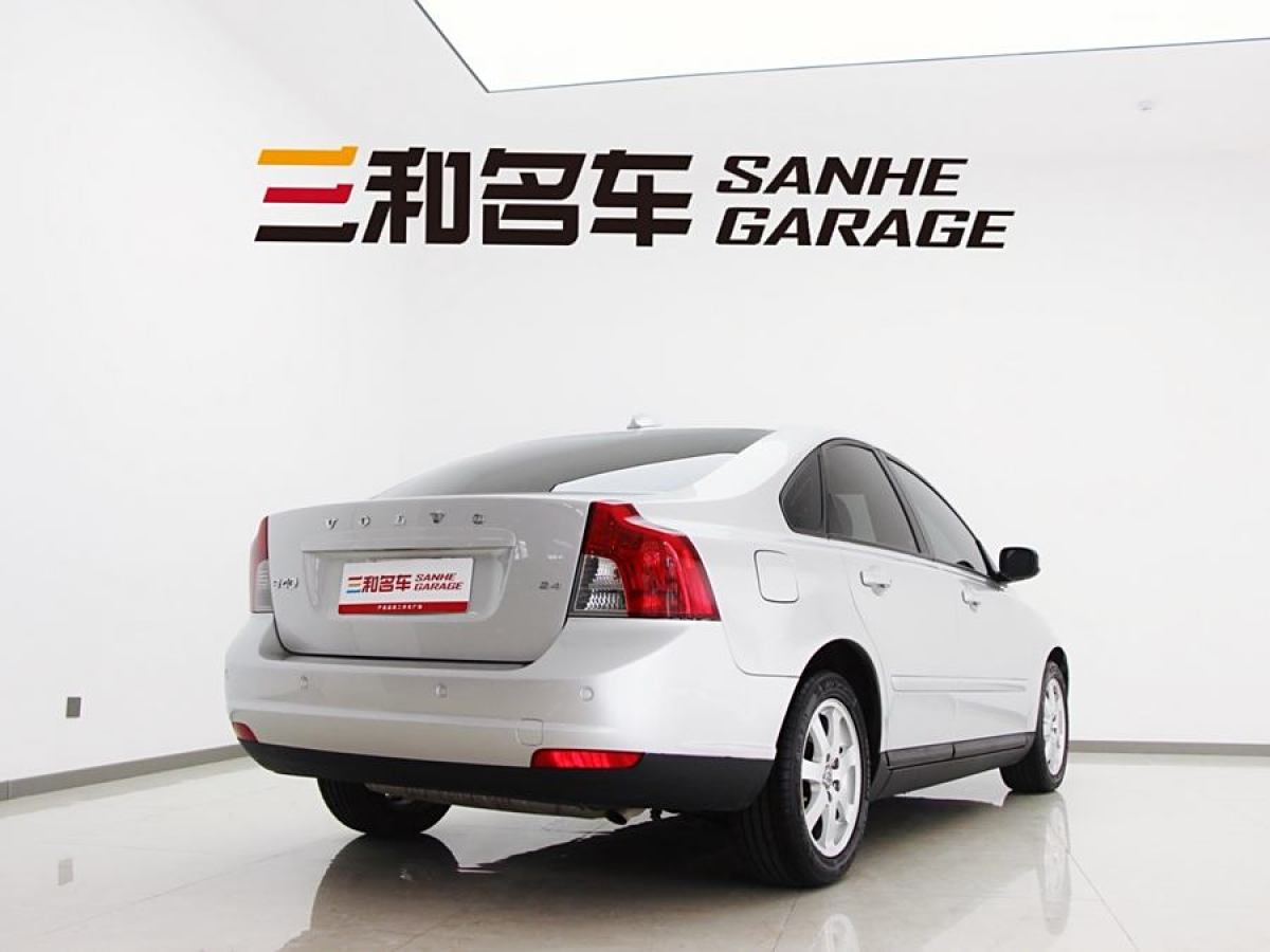 沃爾沃 S40  2007款 2.4i 智雅版圖片