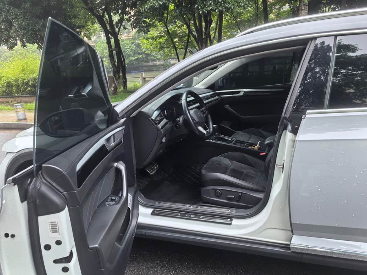 大眾 一汽-大眾CC  2021款 獵裝車 330TSI 獵目版圖片