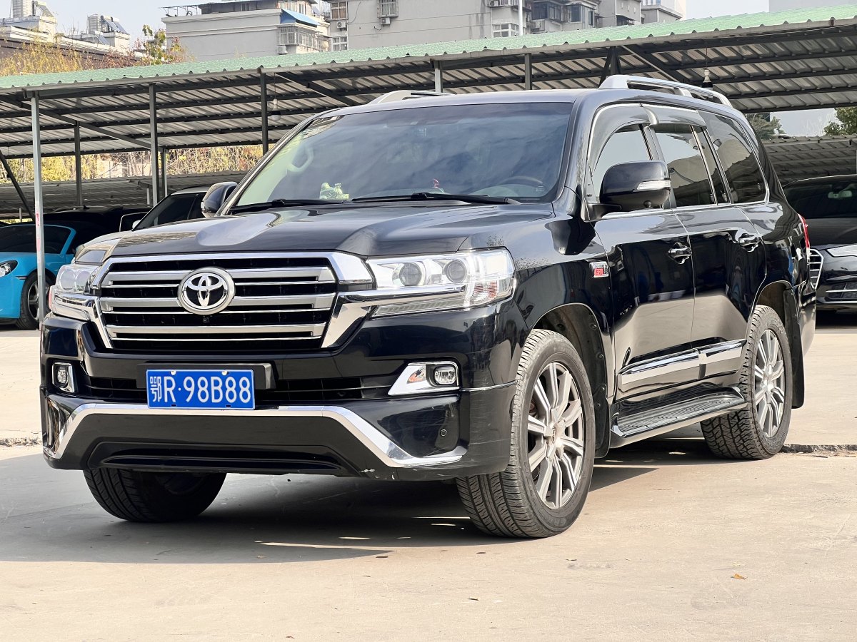 豐田 蘭德酷路澤  2018款 5.7L VX-R 12氣 底升(中東版)圖片