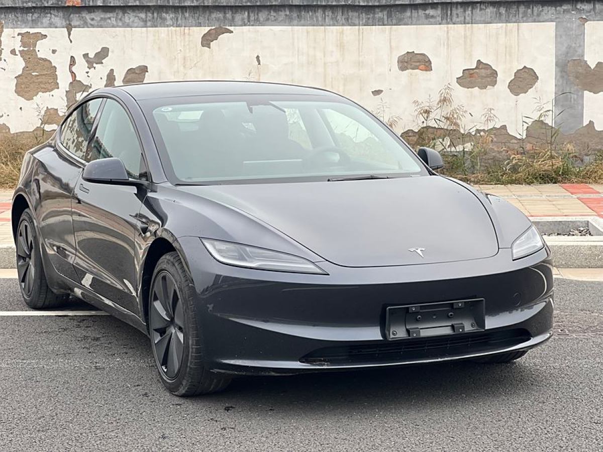 特斯拉 Model 3  2023款 長續(xù)航全輪驅(qū)動版圖片