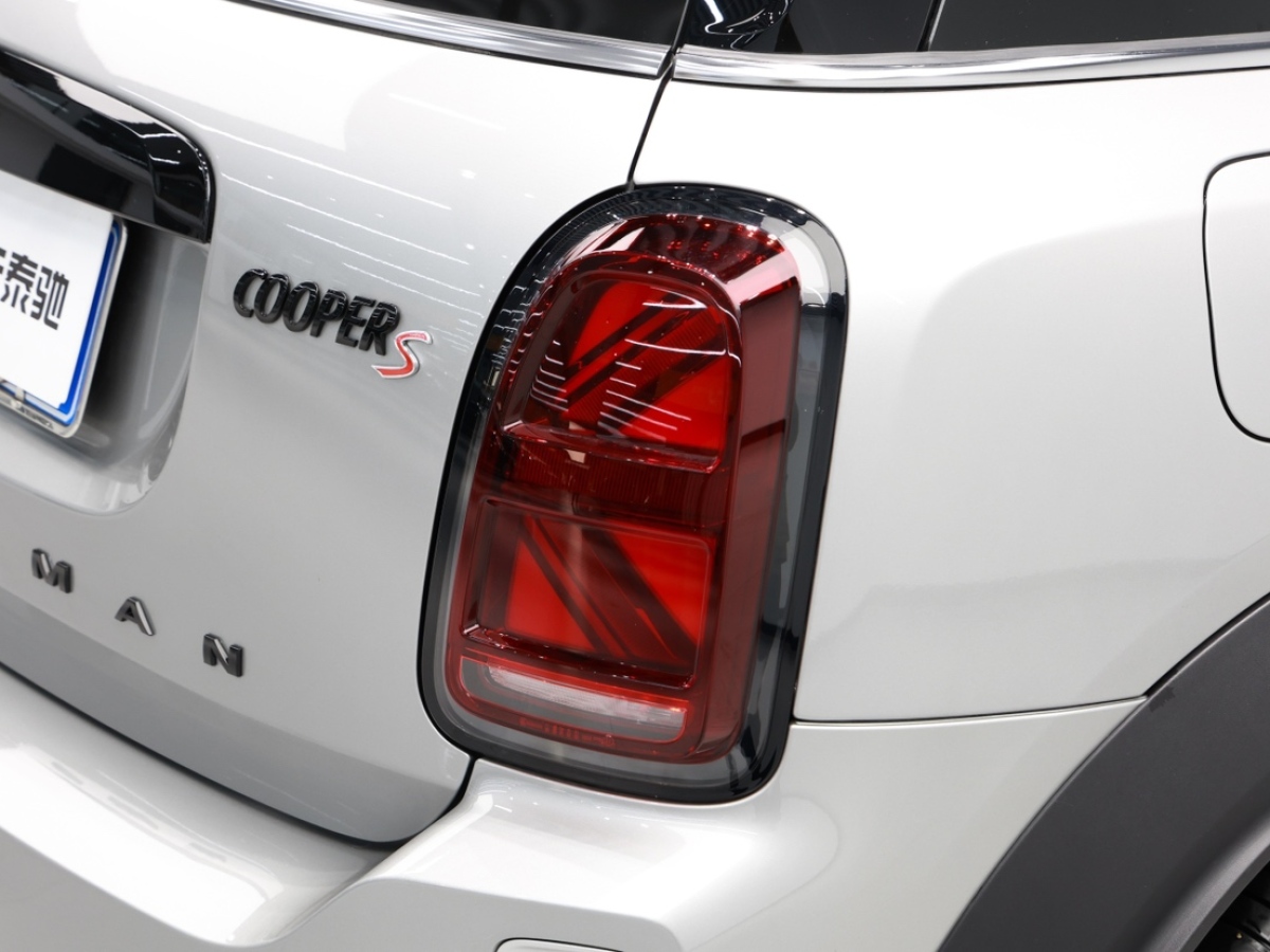 MINI COUNTRYMAN  2023款 2.0T COOPER S ALL4 鑒賞家圖片