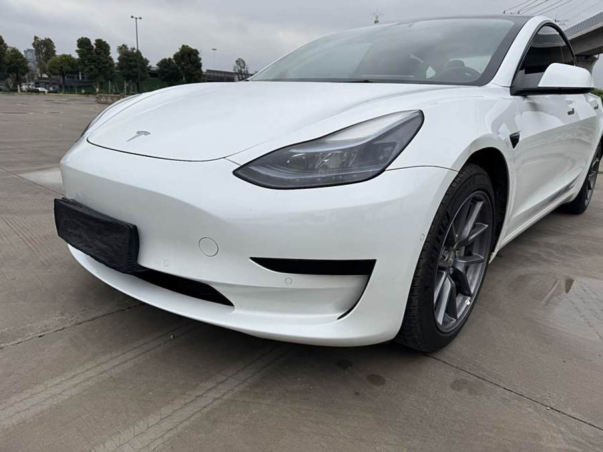 特斯拉 Model Y  2022款 改款 后輪驅(qū)動版圖片