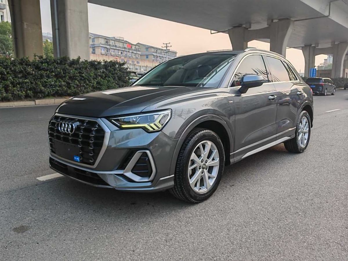 2020年2月奧迪 奧迪Q3  2020款 35 TFSI 進(jìn)取動(dòng)感型