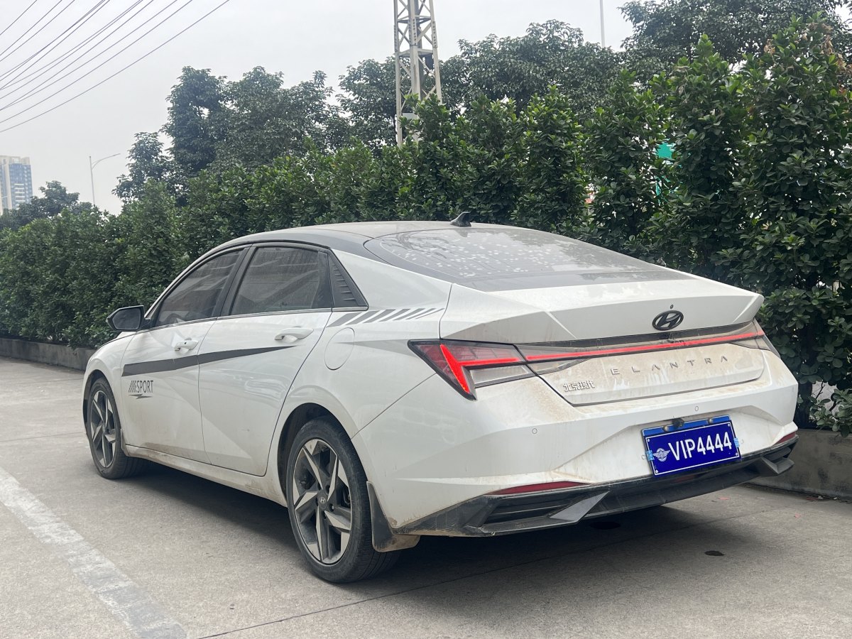 現(xiàn)代 伊蘭特  2023款 240TGDi DCT N Line LUX尊貴版圖片