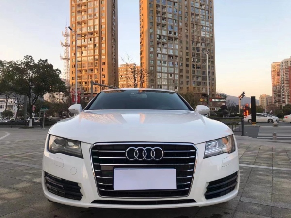 奥迪 奥迪A7  2012款 3.0TFSI quattro舒适型