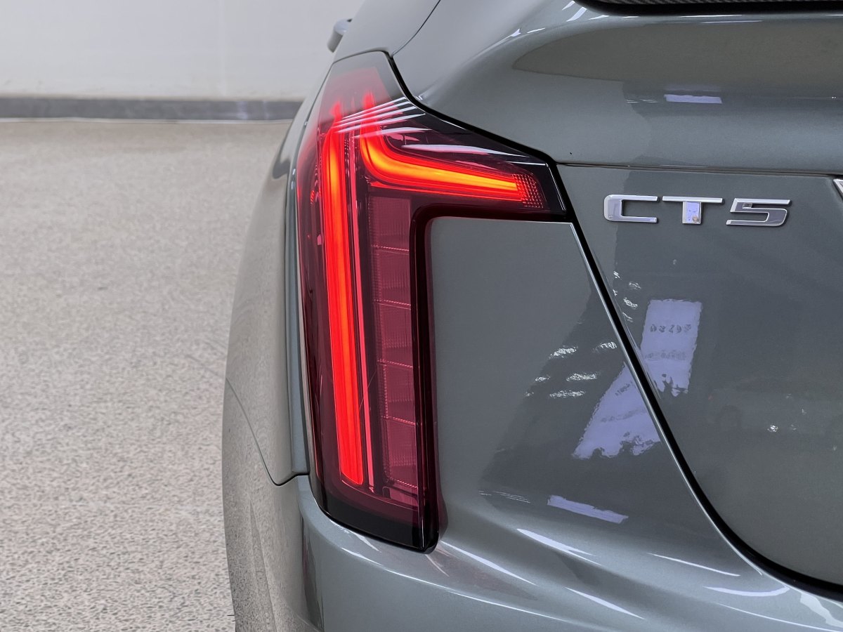 凱迪拉克 CT5  2022款 28T 風尚型圖片