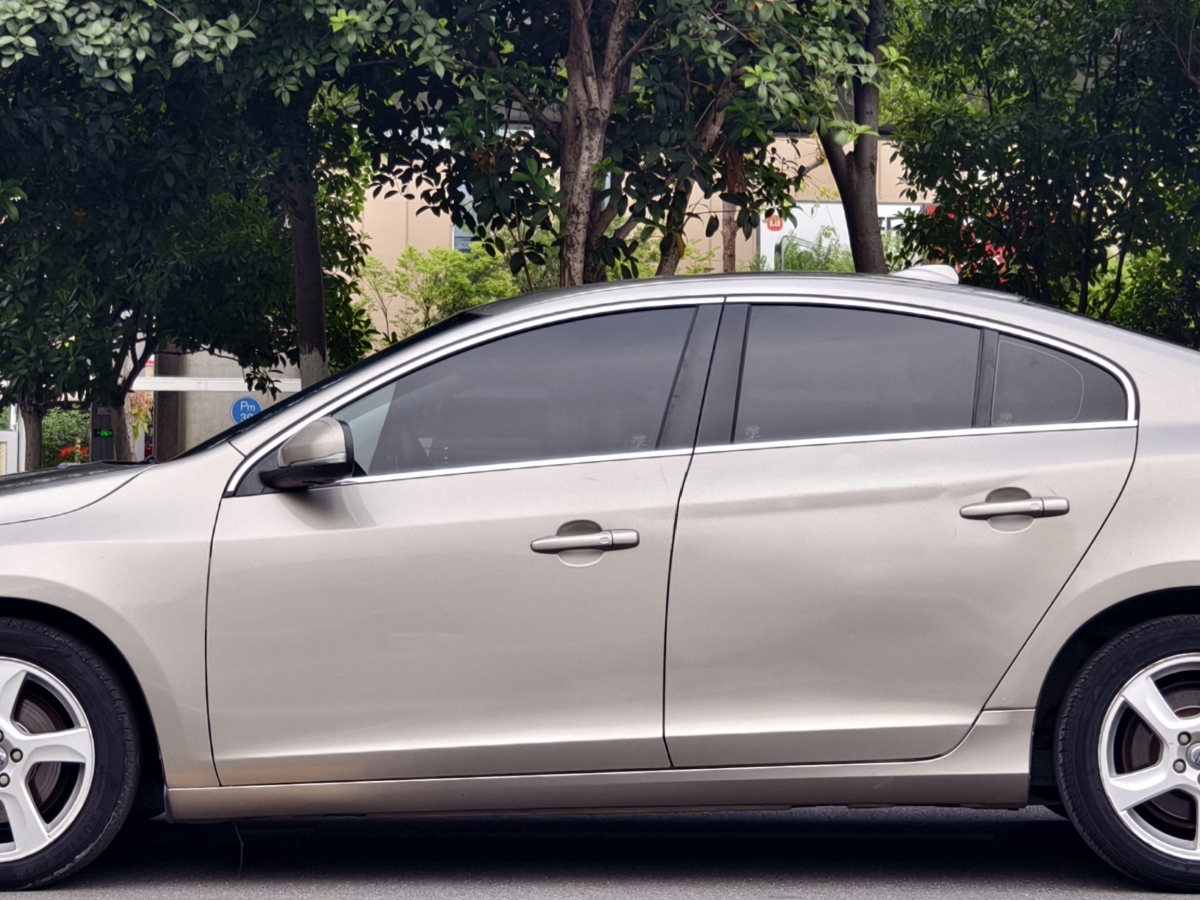 沃爾沃 S60  2013款 T5 智雅版圖片