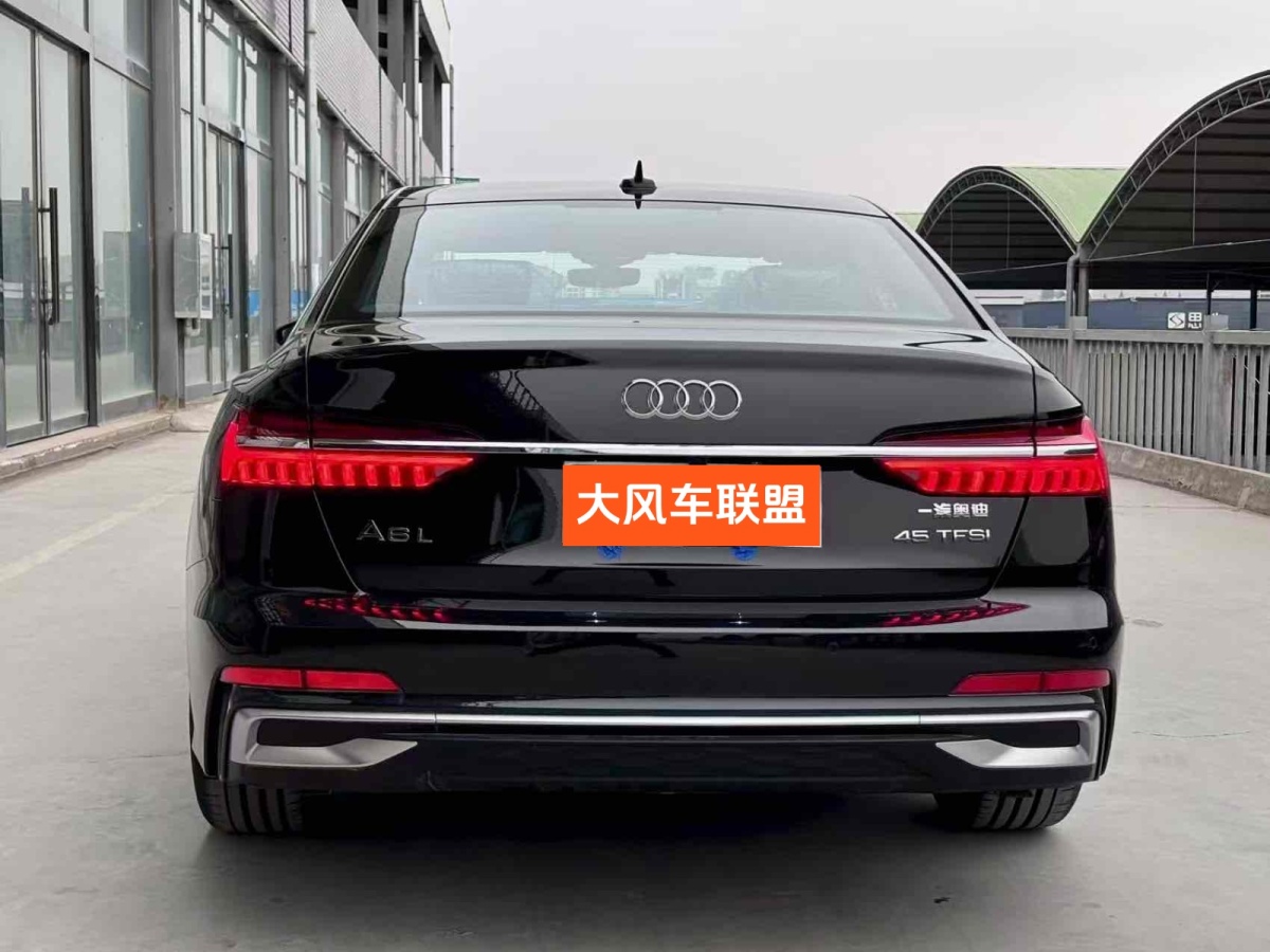 奧迪 奧迪A6L  2024款 45 TFSI 臻選動感型圖片