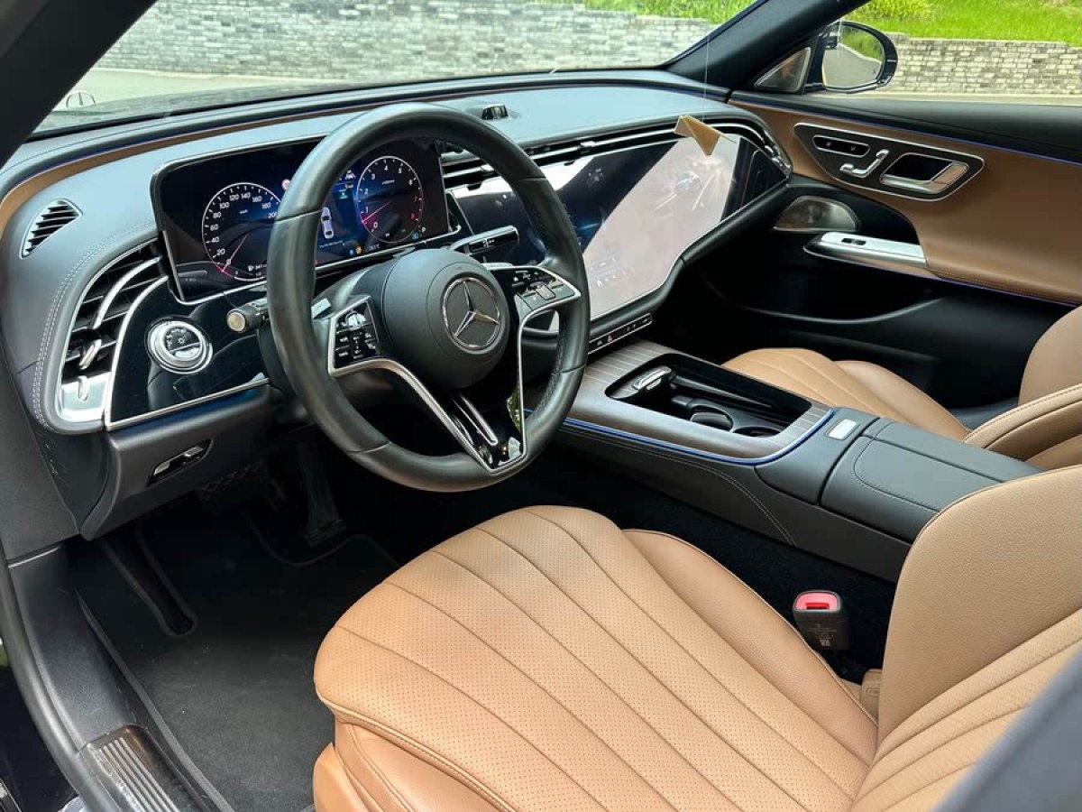 奔馳 奔馳E級  2024款 E 300 L 豪華型圖片
