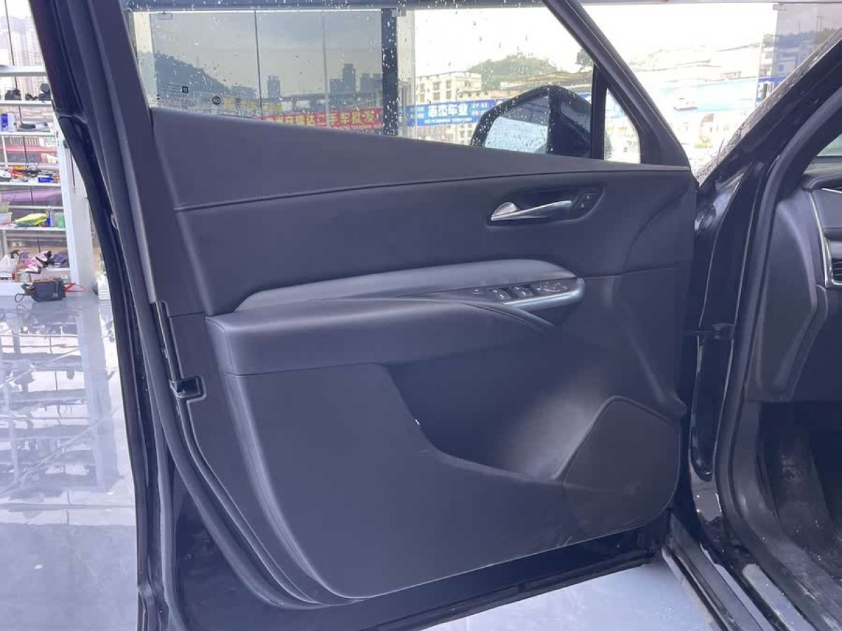 凱迪拉克 XT4  2020款 改款 28T 兩驅(qū)領(lǐng)先型圖片