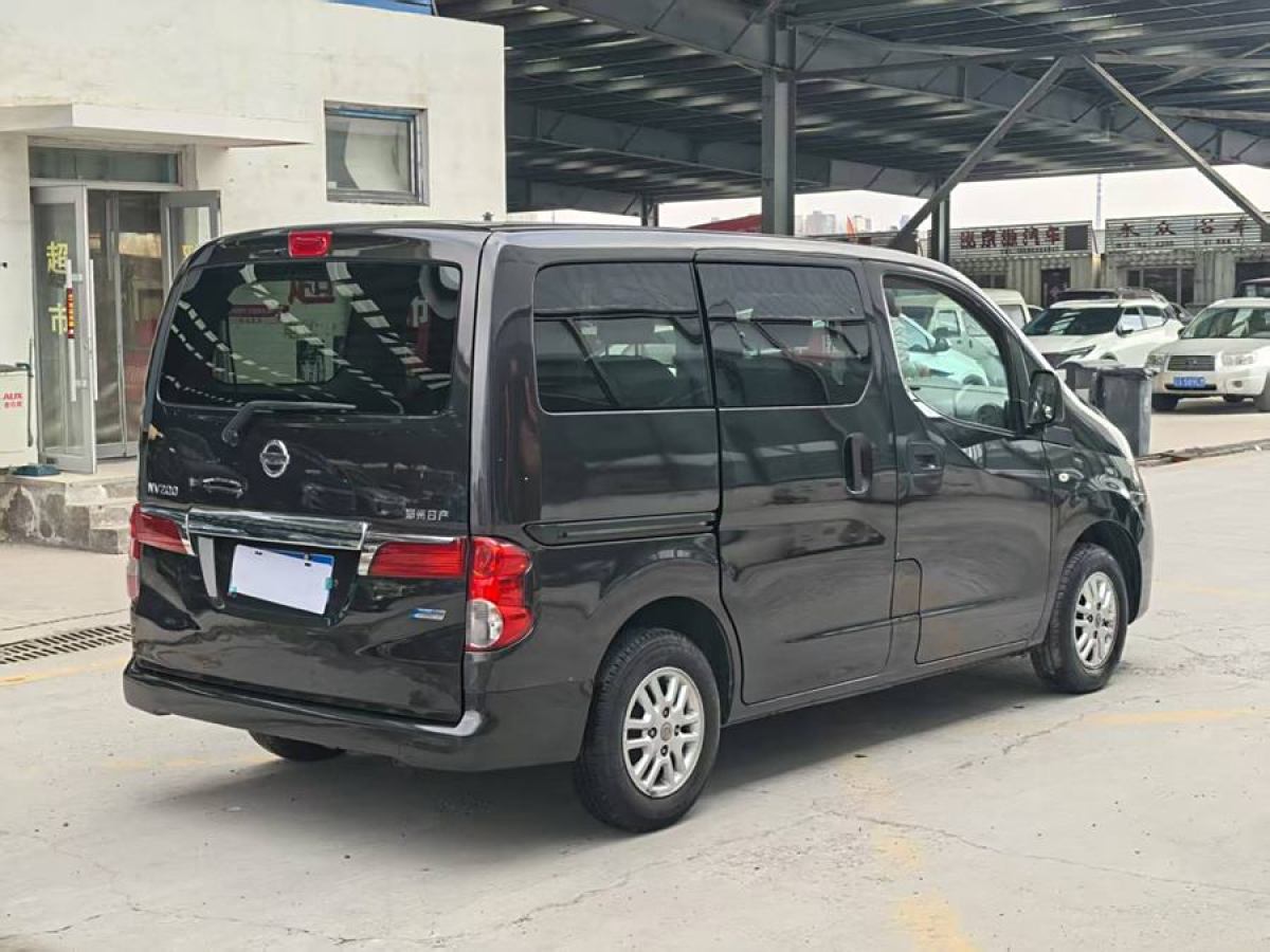 日產(chǎn) NV200  2014款 1.6L CVT豪華型 國V圖片