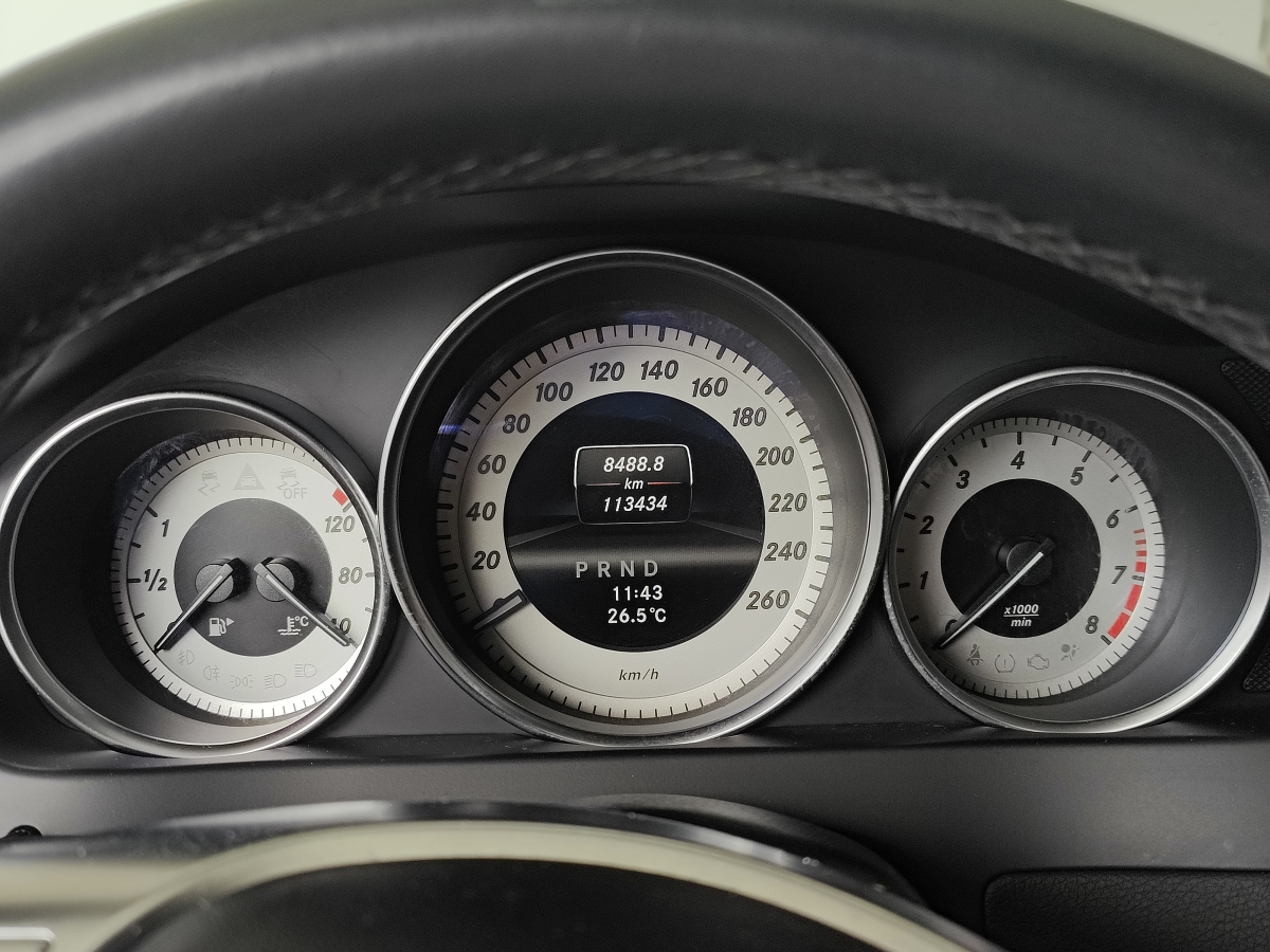 奔驰 奔驰C级  2013款 C 180 轿跑版图片